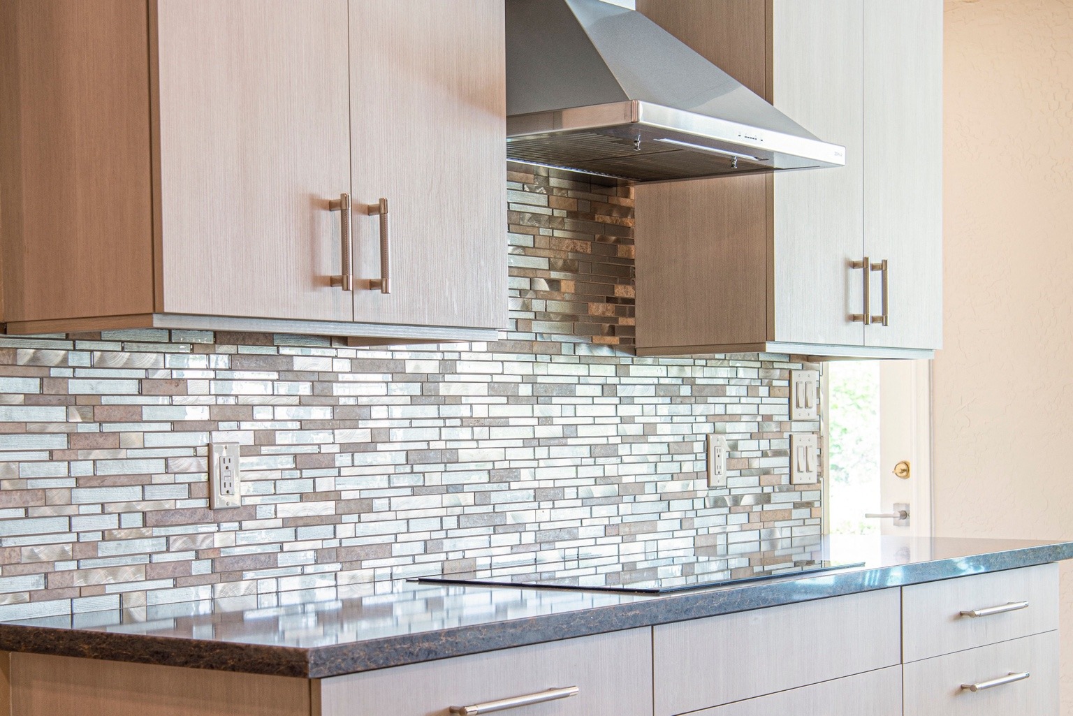  Porcelain tile in a modern kitchen.