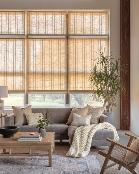  verWood alternative wood blinds in a bright bathroom